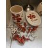 Image 2 : Decorative Vase & Garbage Bathroom