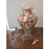 Image 4 : Coastal-Inspired Lot With Glass Jar, Decorative Shells, Necklaces, and Starfish