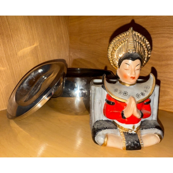 Vintage Golden Leaves L'Amour Japanese Hand Painted Woman Figurine 5T w/ Metal Bowl w/ Lid 