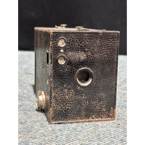 Kodak No. 2 Brownie Cartridge Hawk-Eye Box Camera