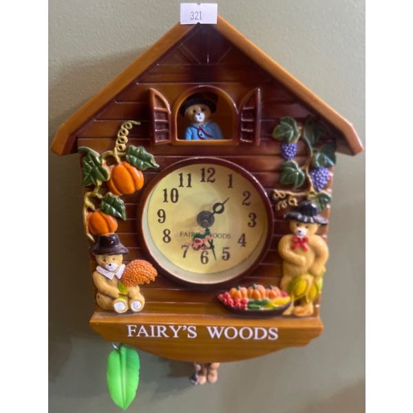 Fairies Woods - Plastic Cuckoo Clock Quartz 12 L, 3 D