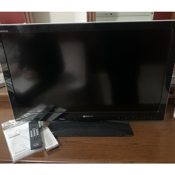 30' SONY Bravia LCD Digital Color Television Mo.KDL-32BX310 w/ Remote 