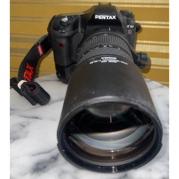 Pentax K10 Camera w/ 70-210mm SIGMA Zoom Lens