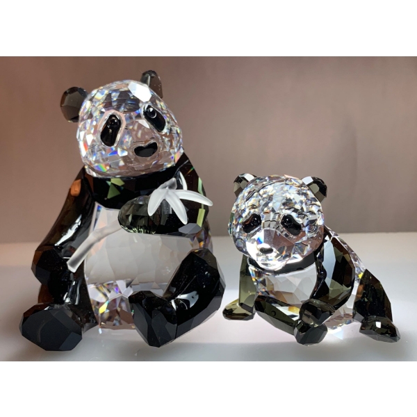 Swarovski Crystal Endangered Wildlife Panda Mama w/ Baby 4Lx3.5T