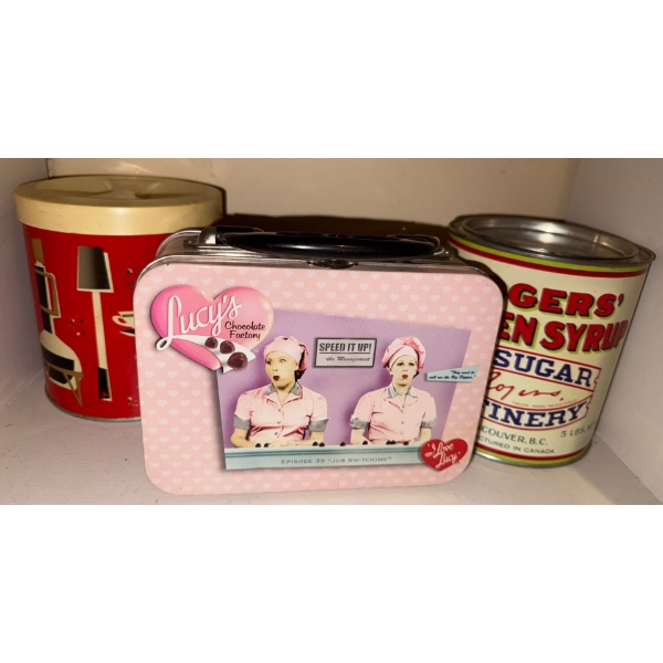 Vintage Kitchen Collectibles