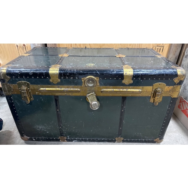 Langmuir 'Gibraltar Red' Green and Brass-Trimmed Steamer Trunk, 1920s