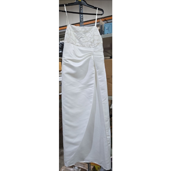 Angeline Ladies Size 16 Dress