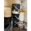 Image 5 : Plastic Buckets, Planters, Cast Iron Pot