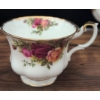 Image 7 : Royal Albert Old Country Roses Tea Set