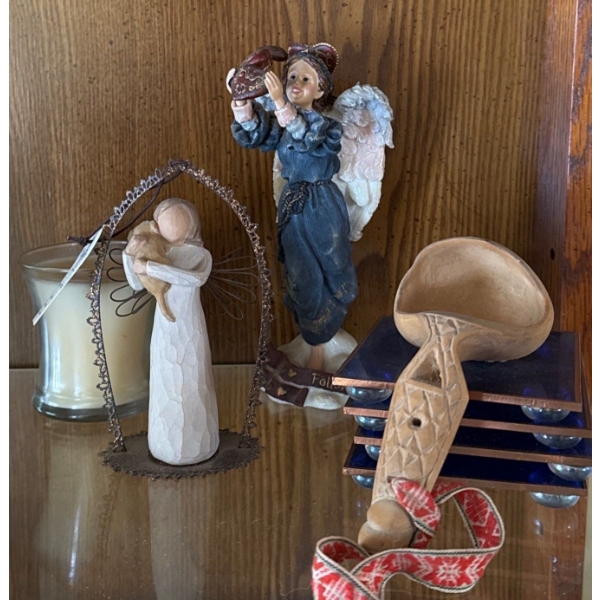 Willow Tree 'Angel of Friendship' Figurine (5T) & More