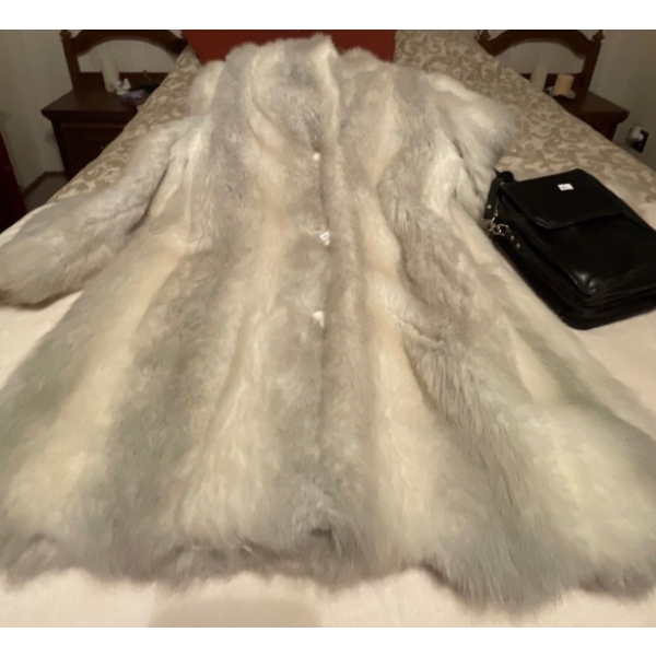 Faux Fur Winter Outerwear w/ Super Soft Leather Satchel Size XL
