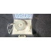 Image 4 : Electrohome Model 505 Portable Record Player with Blue Floral Lid Design- Tested!