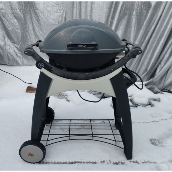 Gently Used Weber Q 240 Portable Electric Grill with Stand and Cover