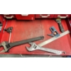 Image 10 : Gray Rolling Tool Chest With Extensive Mechanic and Machinist Hand Tools