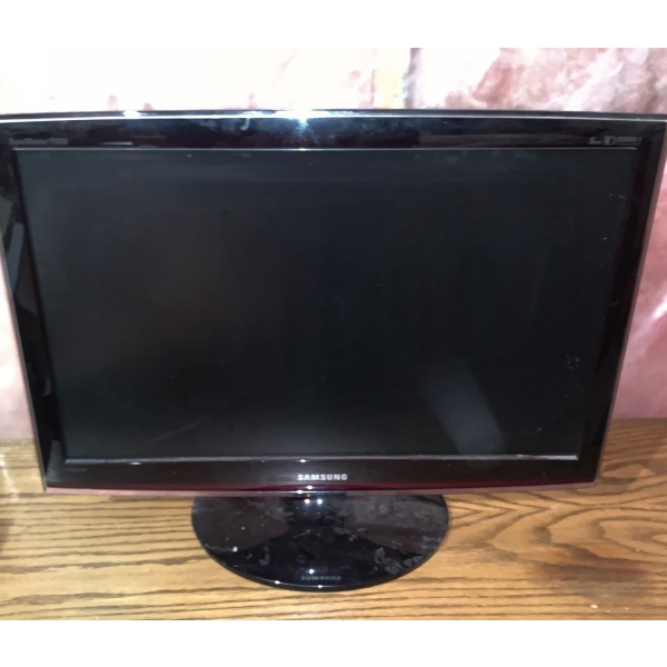 22' Samsung T240 Monitor