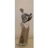 Image 2 :  LLADRO Porcelain Milk Maid w/ Water Basin 13T