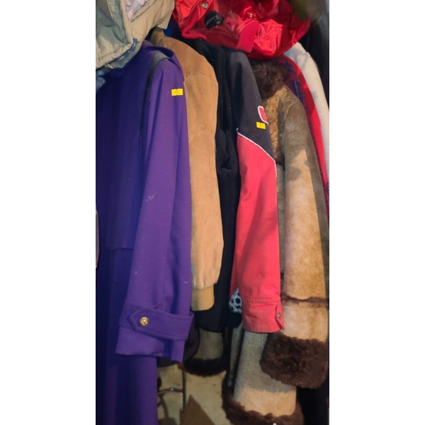 Men's Vintage Sears Sheepskin 3/4 Coat Size 44, Women's/ Men's Coats (Assorted Sizes, Fit Large)
