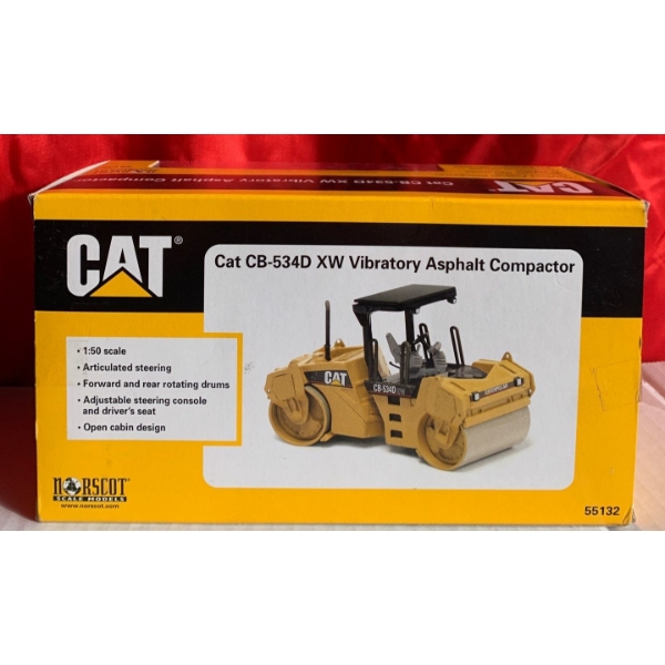 Norscot CAT CB-534D XW Vibratory Asphalt Compactor 1:50