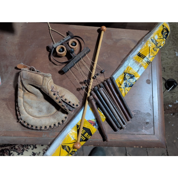 New Bird Kite Bamboo Owl Wind Chime & Antique Catchers Mitt