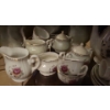 Image 2 : Teapot Set with Mini Cups and Delicate Painted Flower Motif Teapot 6 T 