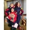 Image 2 : Holiday Carolers 12T w/ African Nativity Scene & More