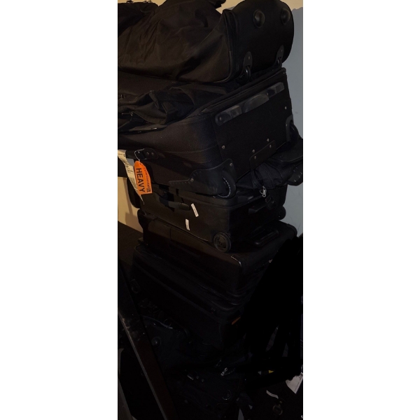 Large Suitcases Collection 