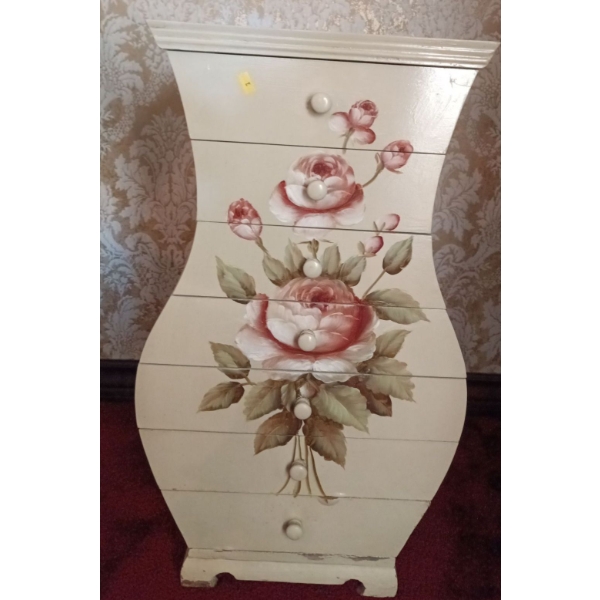 Lovely Wooden Primitave Hand Painted Chest Drawers - 15W, 12D, 30T