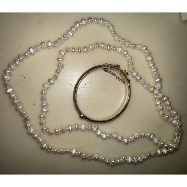 Pretty String Of Fresh Water Pearls w/ Child Size Silver Baglet