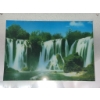 Image 2 : Light-Up Waterfall Photo Display