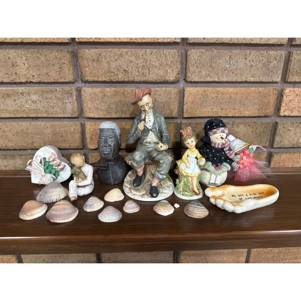 Collectibles Decor