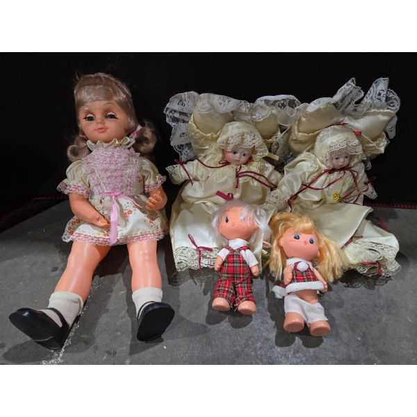 Antique/Vintage Doll Collection (Possibly Haunted)