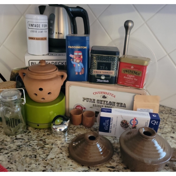 Kitchen Collectables - Electric Kettle Garlic Keep Cooking Tools & More