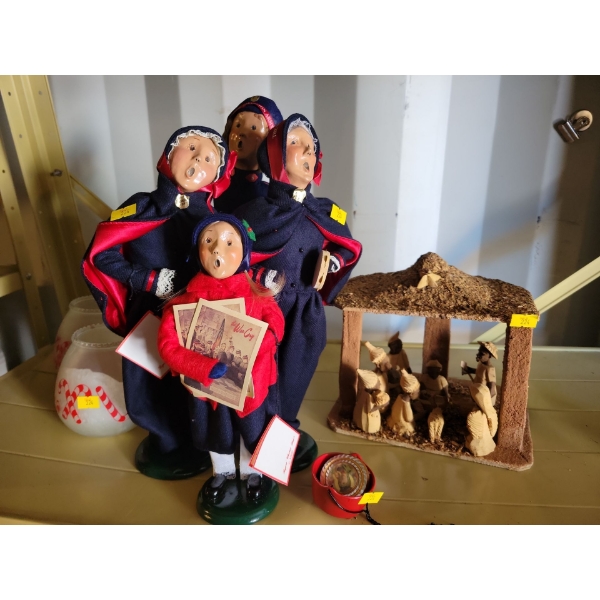 Holiday Carolers 12T w/ African Nativity Scene & More