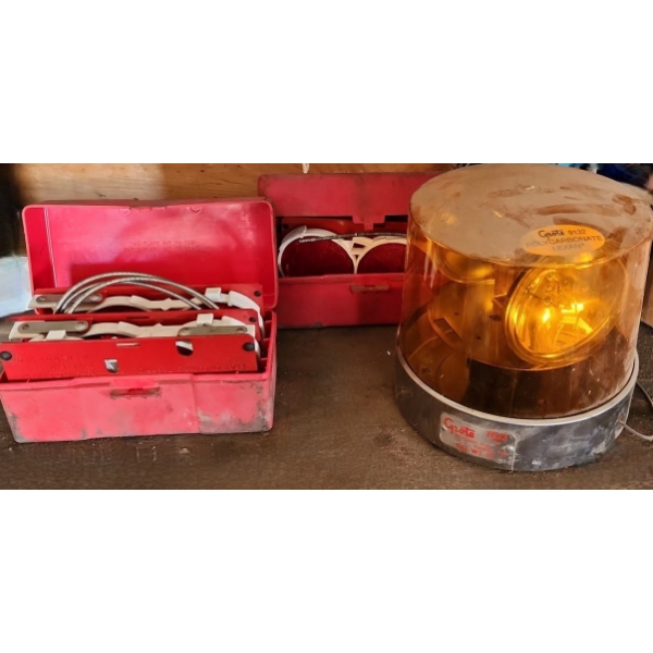 Grote Poly Carbonate Lexan Yellow Light 8" Diameter, 9 T, Flare Light Kits, Warning Triangle