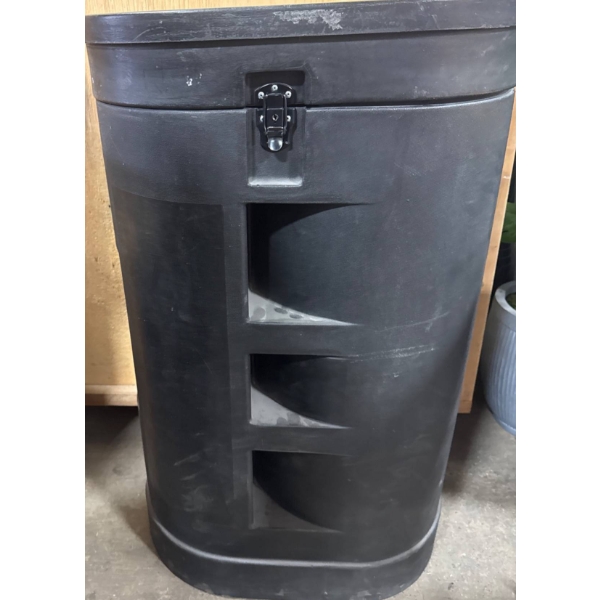 Portable Retail Storage or Pop-Up Display Background Case