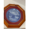 Image 2 : Decorative Collectable Plates in Shadow Boxes (3 Count)