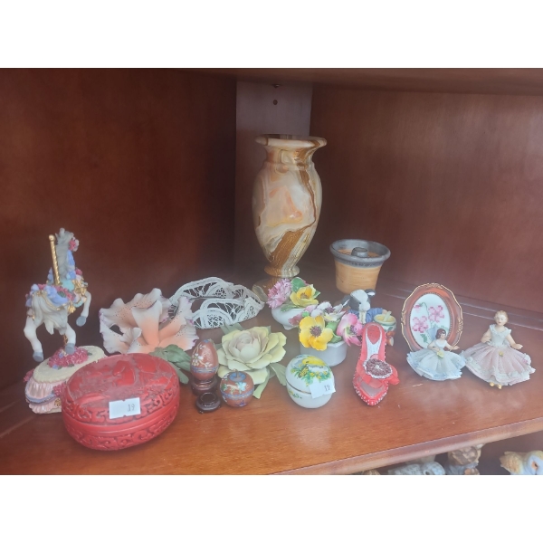 Collection Of Various Floral & Girly Girl Trinkets & Figurines ++ Marble Vase 