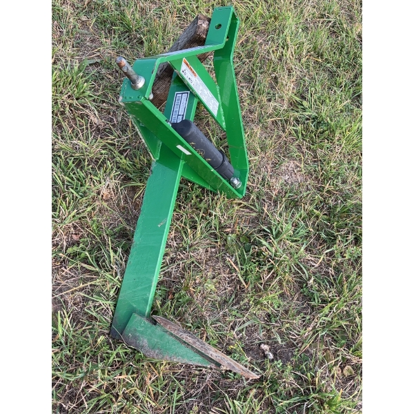 Frontier PS1001 post pounder, tractor attachment includes mounting hardware