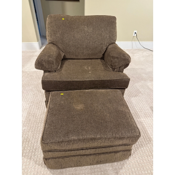 Moss Single Couch w/ Foot Stool, Set Only - Chair is 32In Wide, 33D, 32Tall