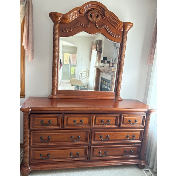 Quality Made Solid Oak Dressing Table w/ Detachable Mirror 68x17x70