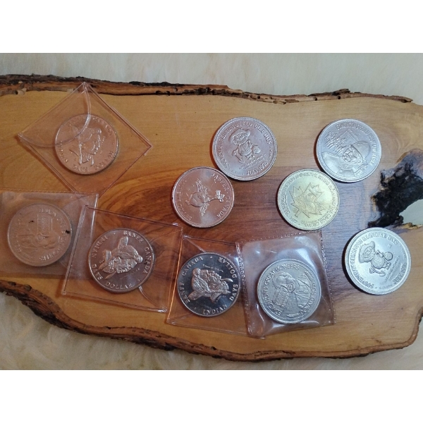 Assorted Coins & Tokens 
