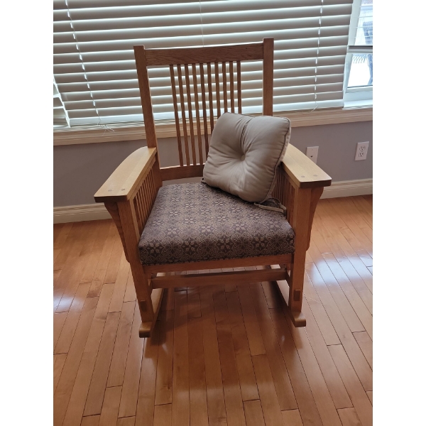 Beautiful Cedar Rocking Chair 28x27x38 