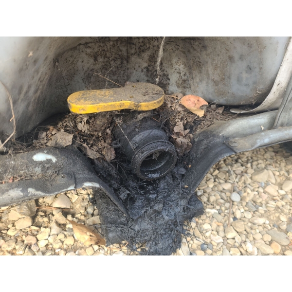 Used Oil Reservoir Tank 38 W, 46 D, 54 T 
