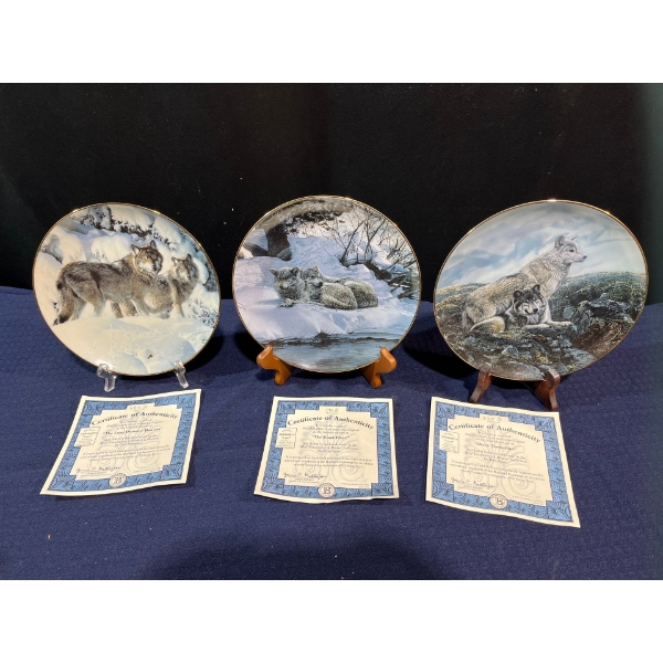 Set of Three Collector Plates with original boxes and COA