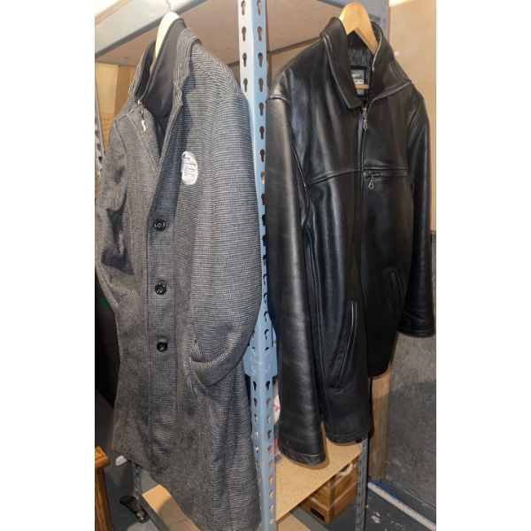 Edmonton Eskimo Jacket & Like New Leather Jacket For Men  Size M-L