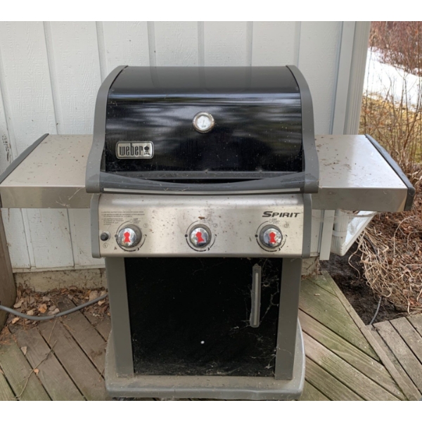 Weber 'Spirit' Outdoor Barbeque 