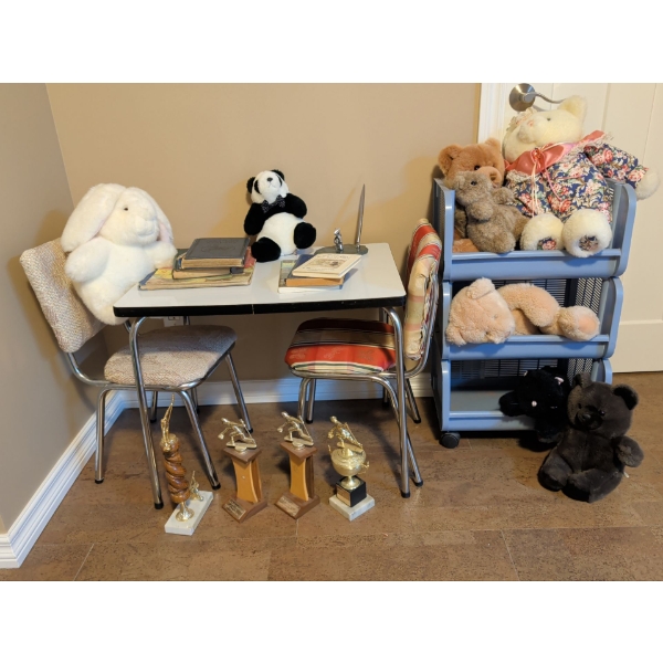  Trophies Hoselton Desk Charm Child's Bistro Table Assorted Books Wheeled Organizer & Bears Galore