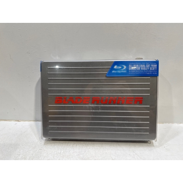 Blade Runner Blu-ray and Collectable Set