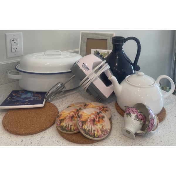 Assortment of Kitchen Items   Coasters, Roaster, Tea Pot, Jug, Frame & More!