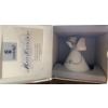 Image 1 : LLADRO Porcelain 'Heavenly Tenor' Figure - 3.5L 